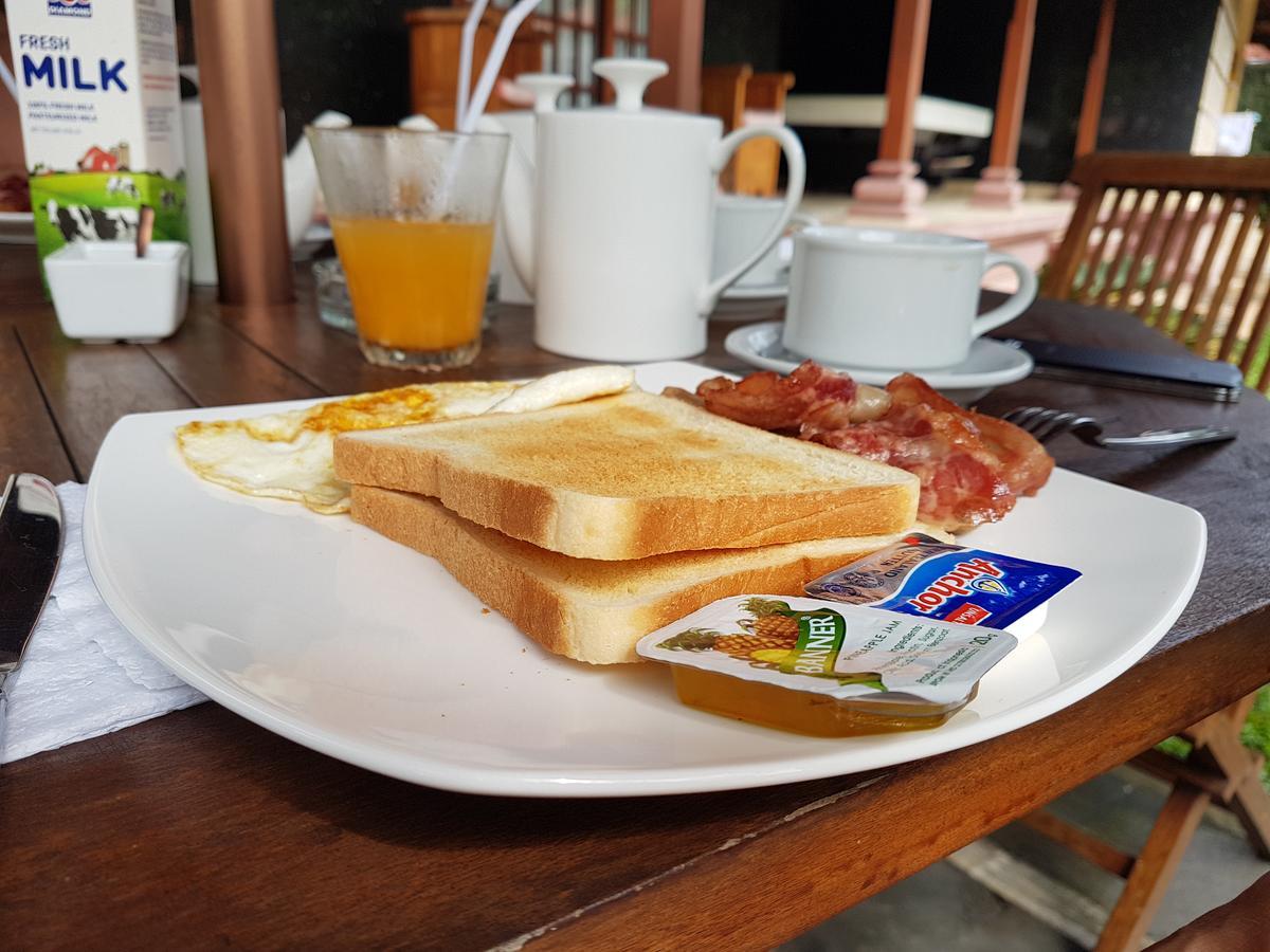D'Kubu Legian Hotel Eksteriør billede