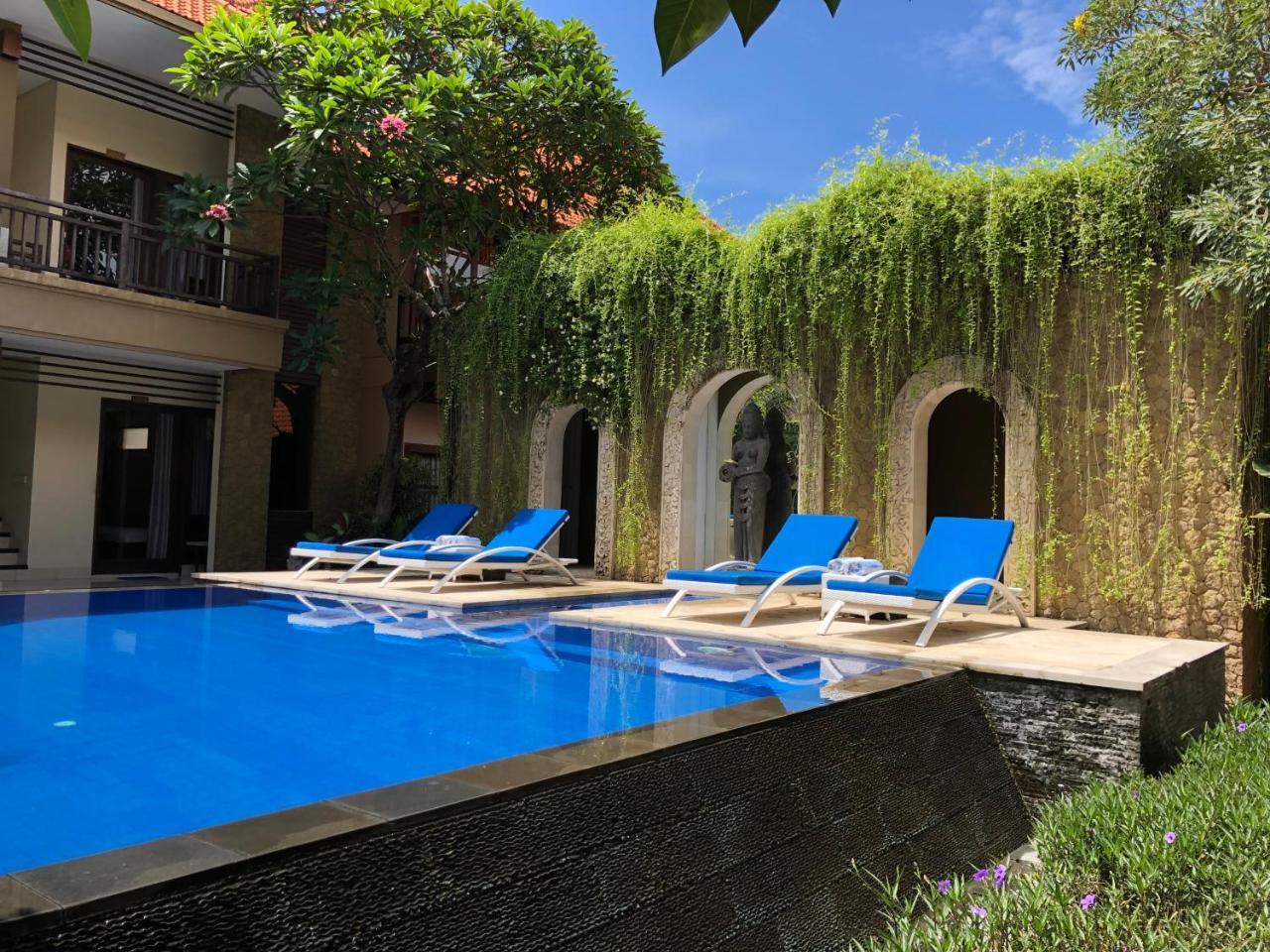 D'Kubu Legian Hotel Eksteriør billede