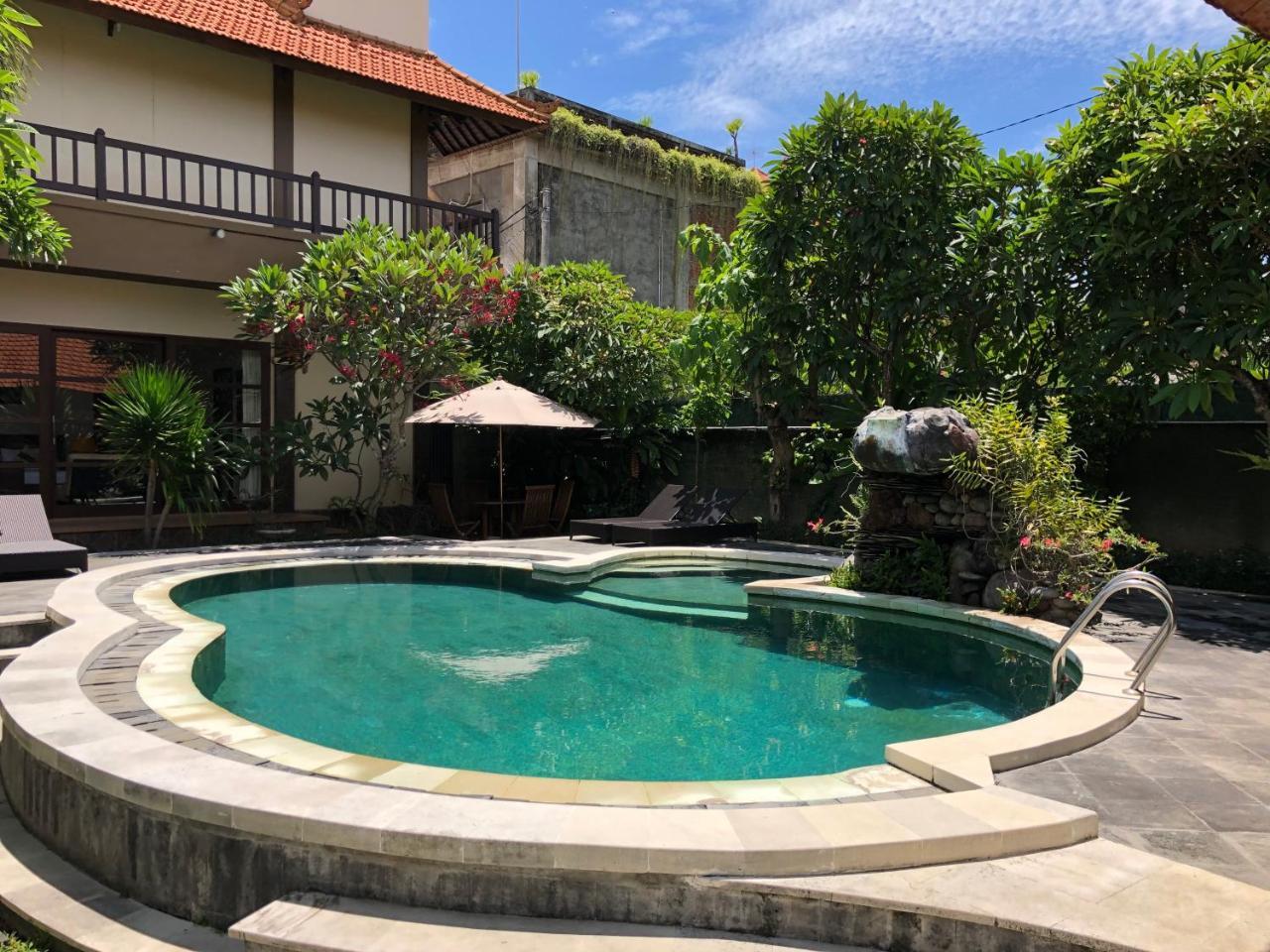 D'Kubu Legian Hotel Eksteriør billede