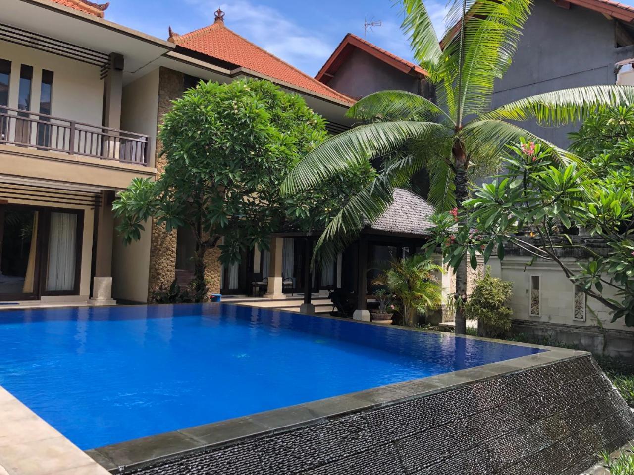 D'Kubu Legian Hotel Eksteriør billede
