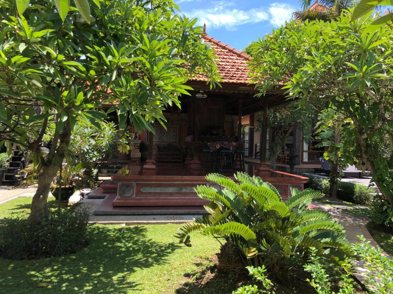 D'Kubu Legian Hotel Eksteriør billede