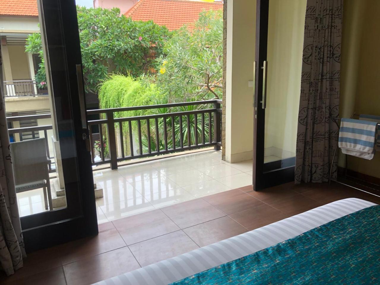 D'Kubu Legian Hotel Eksteriør billede